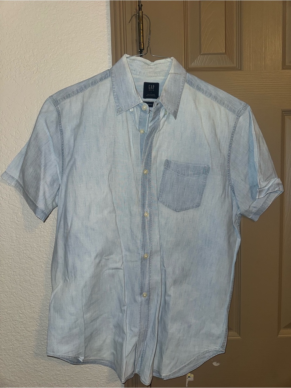 GAP Light Wash Short-Sleeve Button-Down Shirt